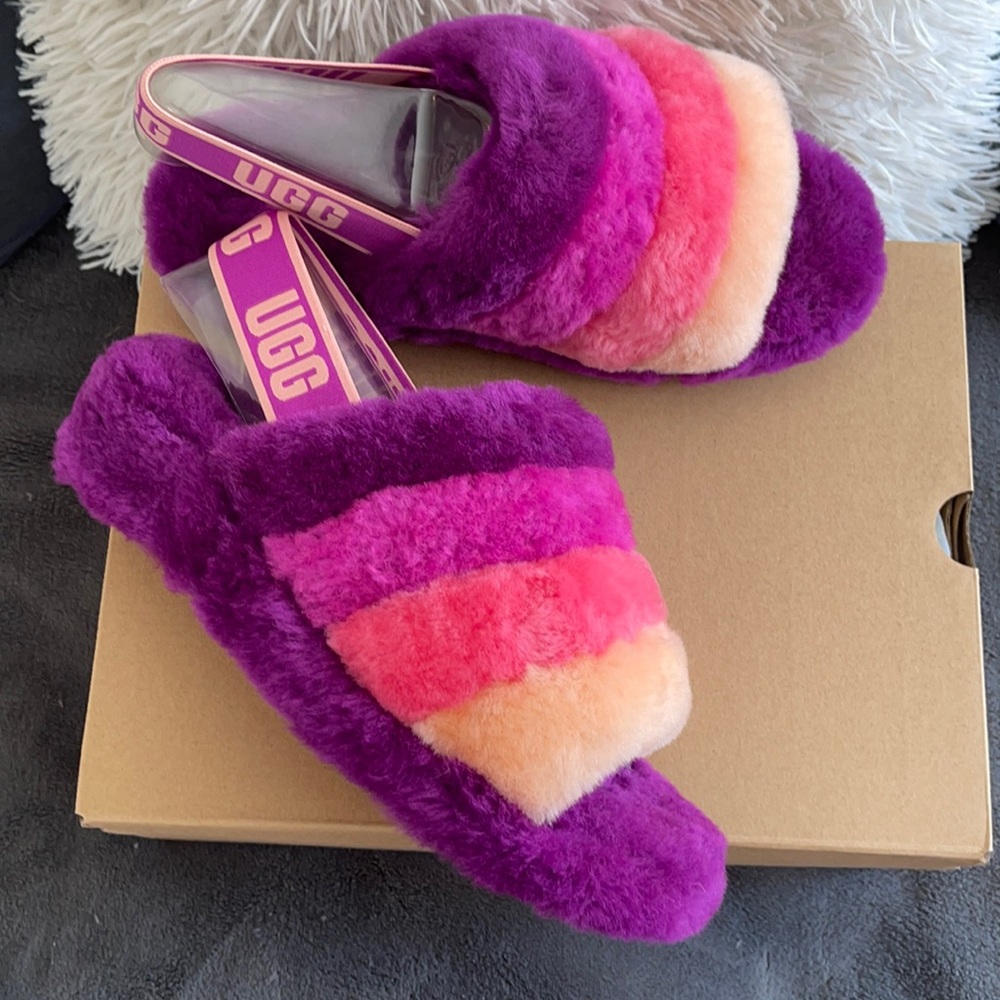 UGG Fluff Yeah NIB size 8 Berrylicious